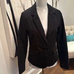 CLASSIC AND TAILORED: Joe’s Jeans “Tailored by Joe’s” Fitted Black Blazer MED